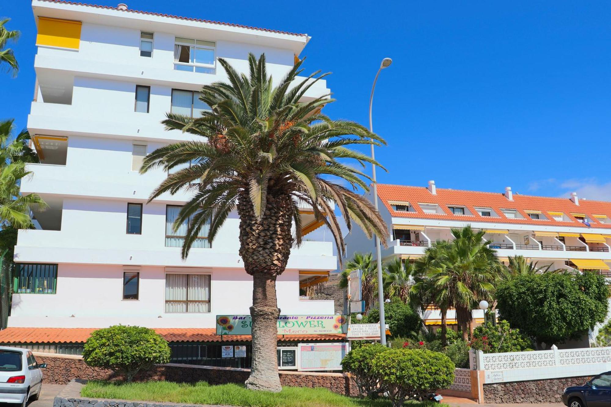 Sunflower Apartment Just Relax Пуерто де Сантяго Екстериор снимка